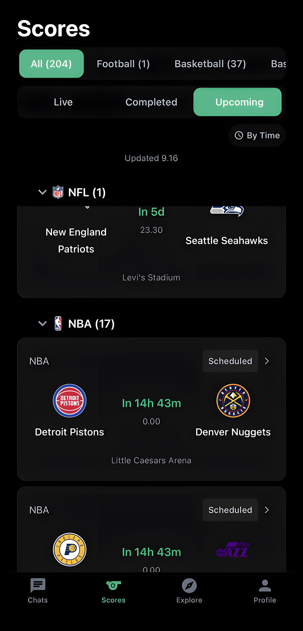 Live scores with auto-refresh